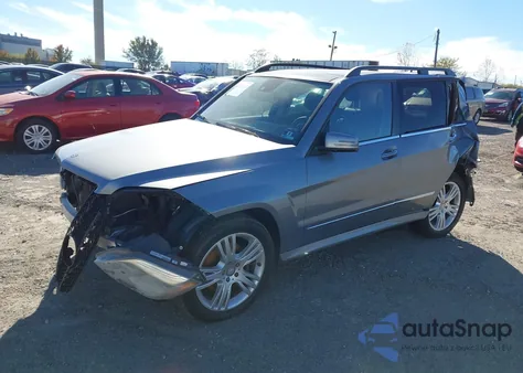 2015 Mercedes-Benz Glk 350 4Matic z USA, uszkodzony, nr VIN WDCGG8JB2FG441485